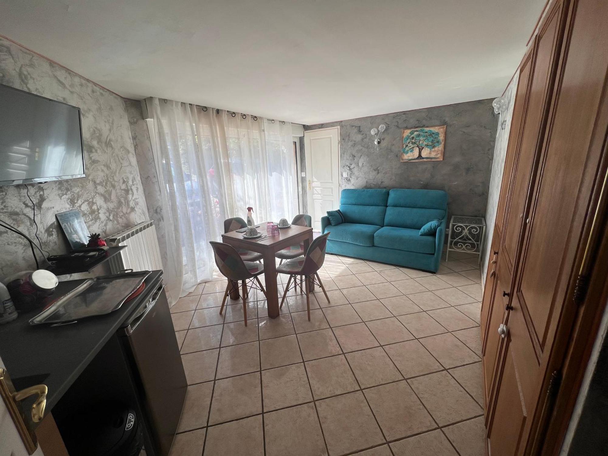 Valencin Villa Chapulay المظهر الخارجي الصورة
