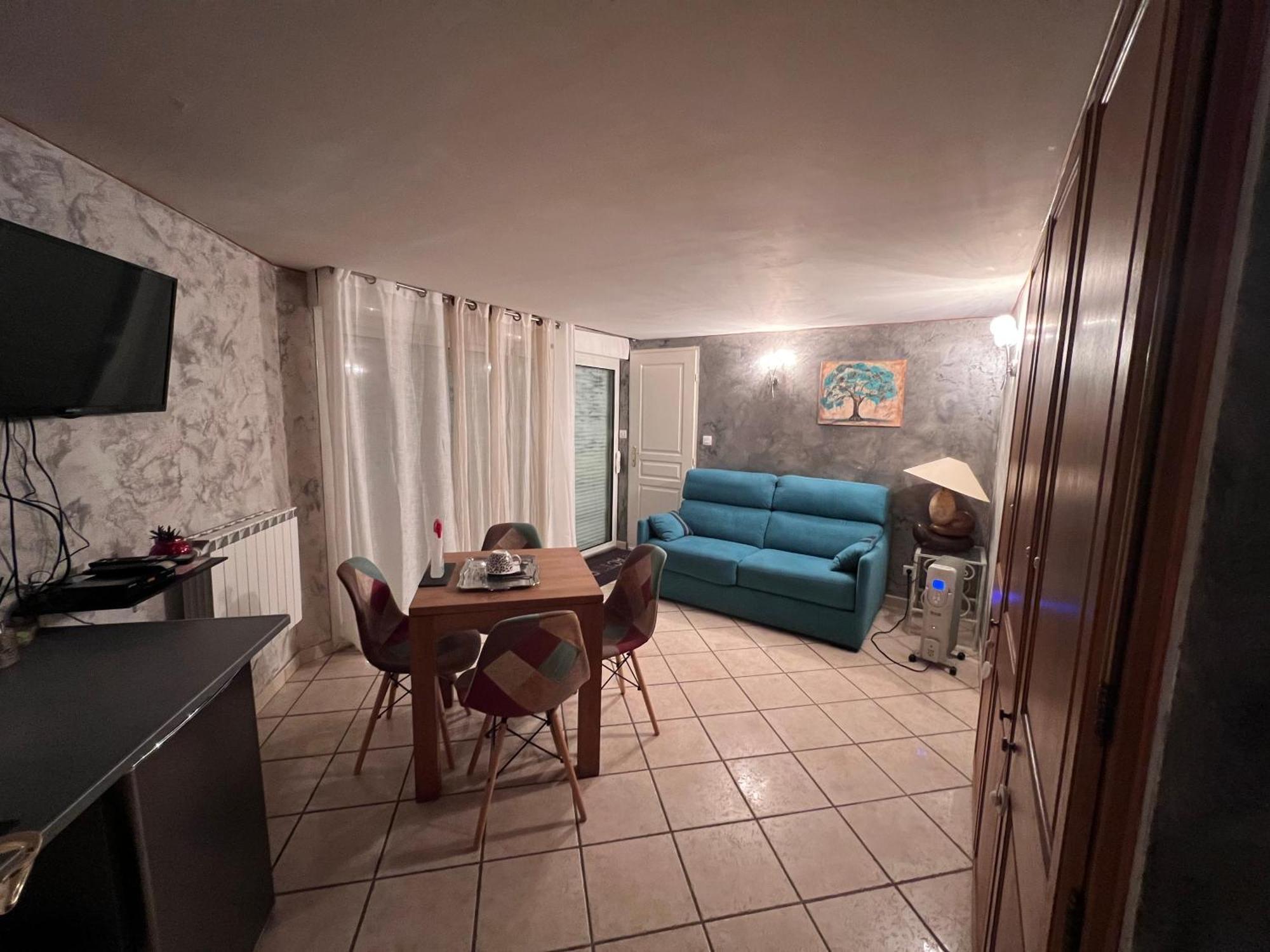 Valencin Villa Chapulay المظهر الخارجي الصورة
